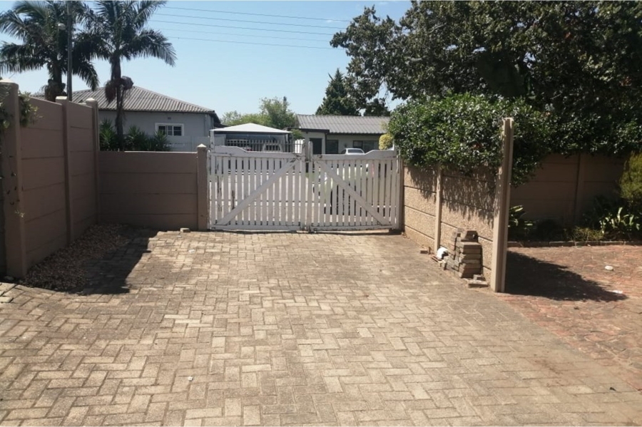 3 Bedroom Property for Sale in Denneoord Western Cape